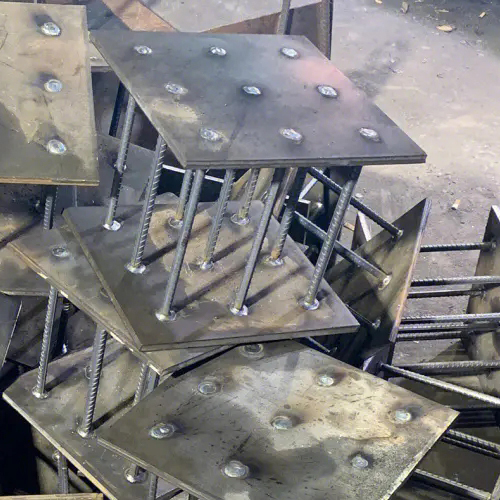 在确定十堰预埋件位置时，需要考虑以下几点